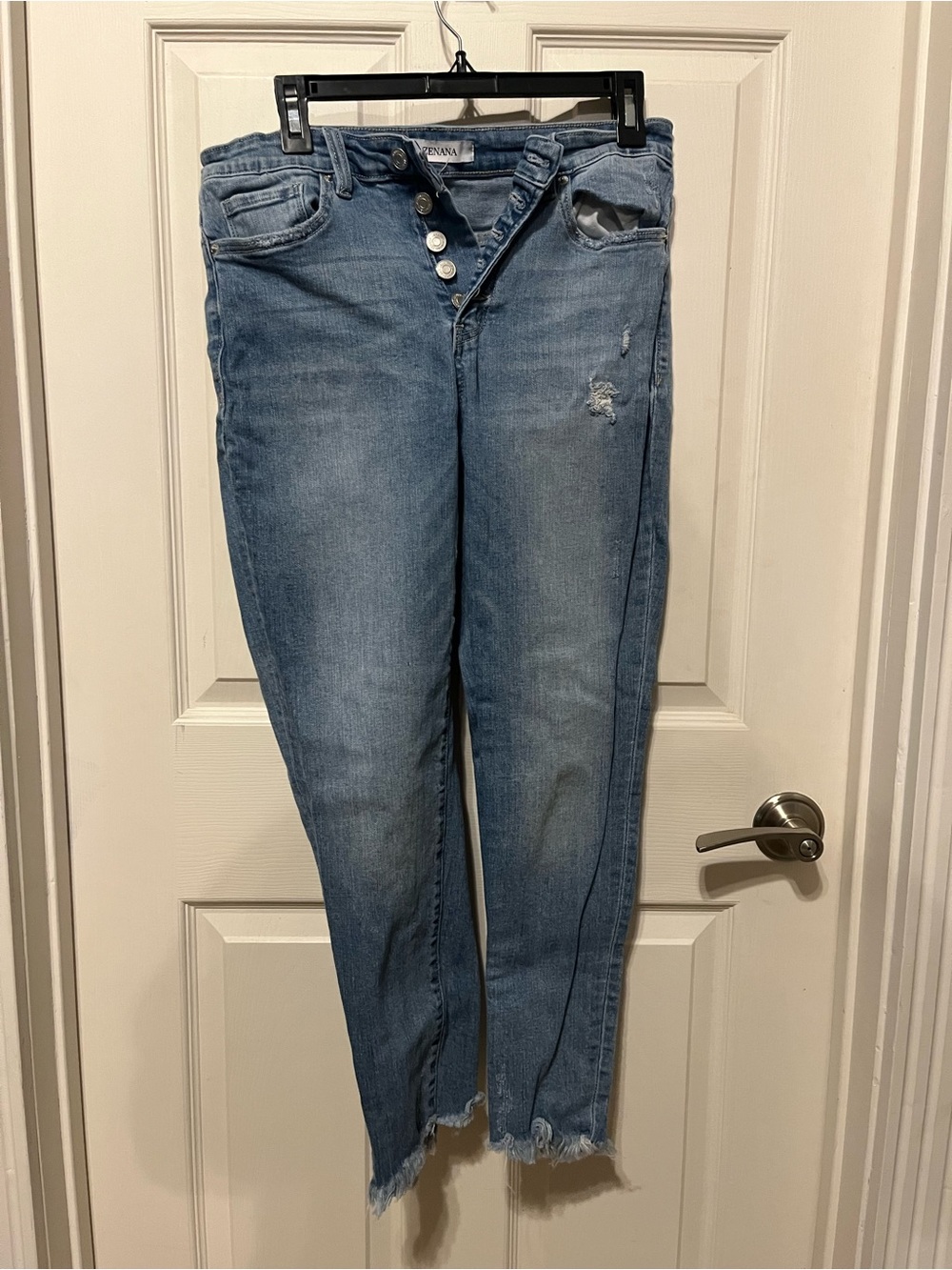 Zenana Outfitters Light Blue Distressed Ankle Jeans